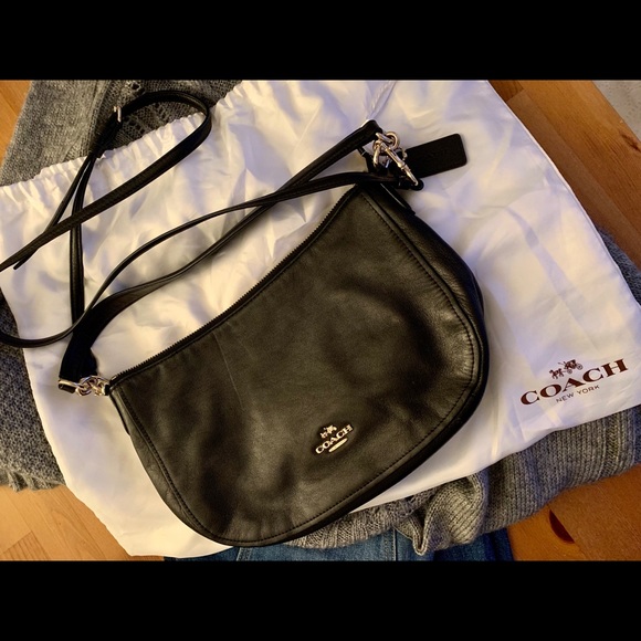 Like new Coach crossbody bag - Picture 2 of 9